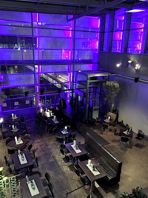 Linz Restaurant Cubus Ars Electronica Center