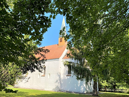 Mallertshofer See, Kirche St. Martin