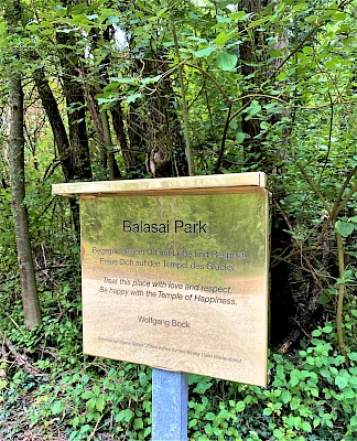 Balasai Park Eingangsschild