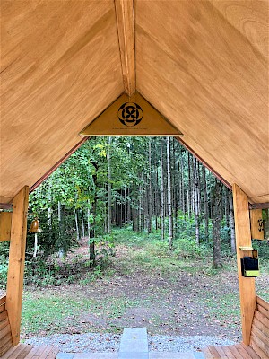 Balasai Park am Wald